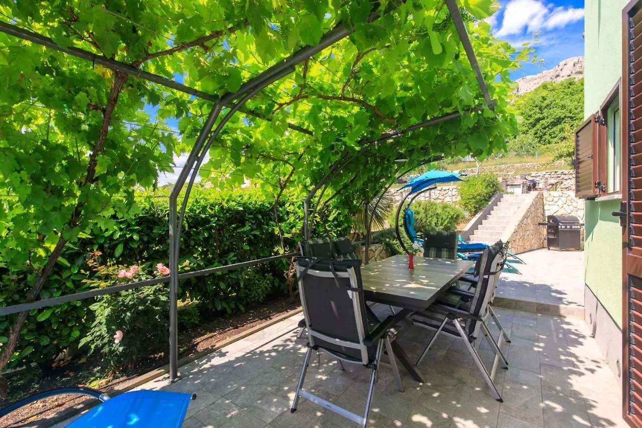 Willa House Zrile With Garden And Jacuzzi Baška 0*,  Chorwacja